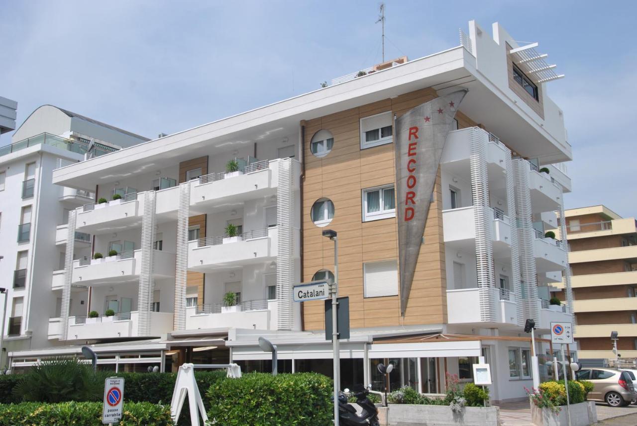 Hotel Record Riccione Esterno foto