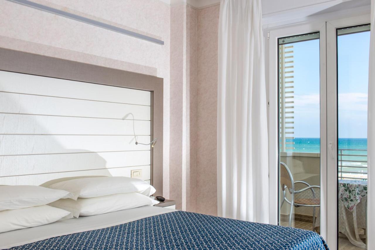 Hotel Record Riccione Esterno foto