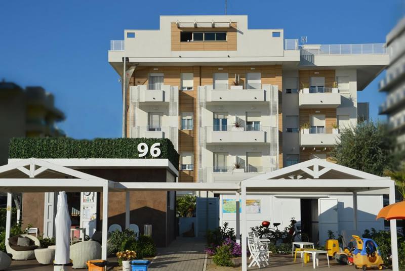 Hotel Record Riccione Esterno foto