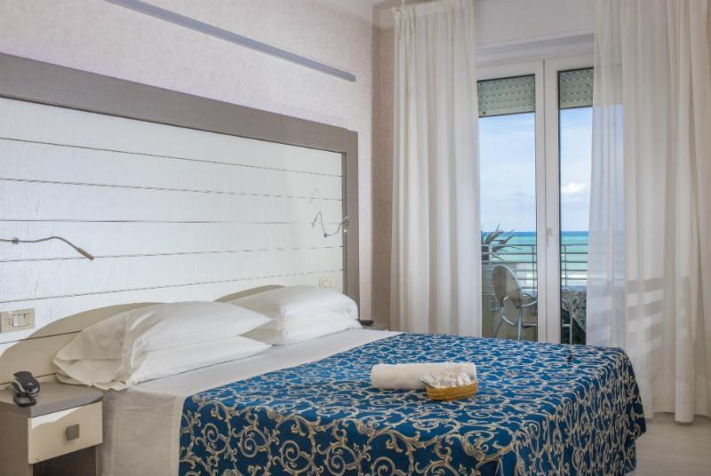 Hotel Record Riccione Esterno foto