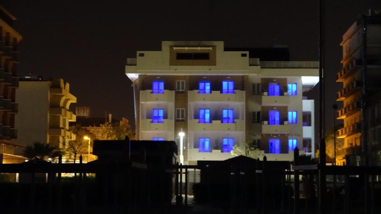 Hotel Record Riccione Esterno foto